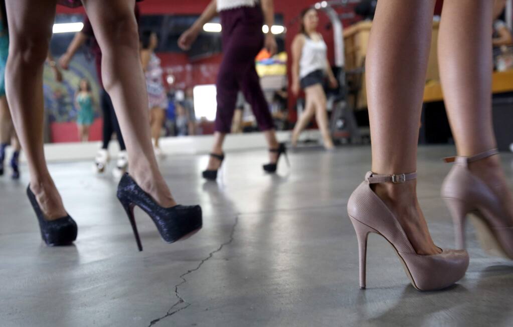 Which country uses the high heels more? – HappyWalk - Orthopedic ...